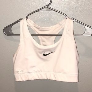 Nike Sri-fit sports bra